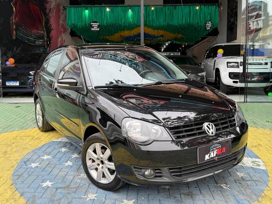 VOLKSWAGEN POLO SEDAN 1.6 MI COMFORTLINE 8V FLEX 4P MANUAL VOLKSWAGEN POLO SEDAN 1.6 MI COMFORTLINE 8V FLEX 4P MANUAL